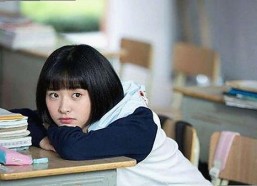 娱乐圈吃瓜群众的幕后故事：他们为何总能抢先爆料？